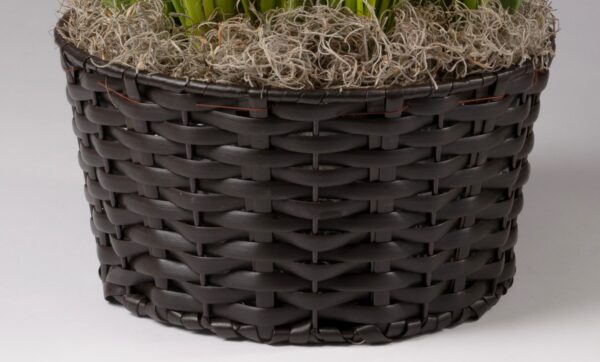 8" black resin woven basket.