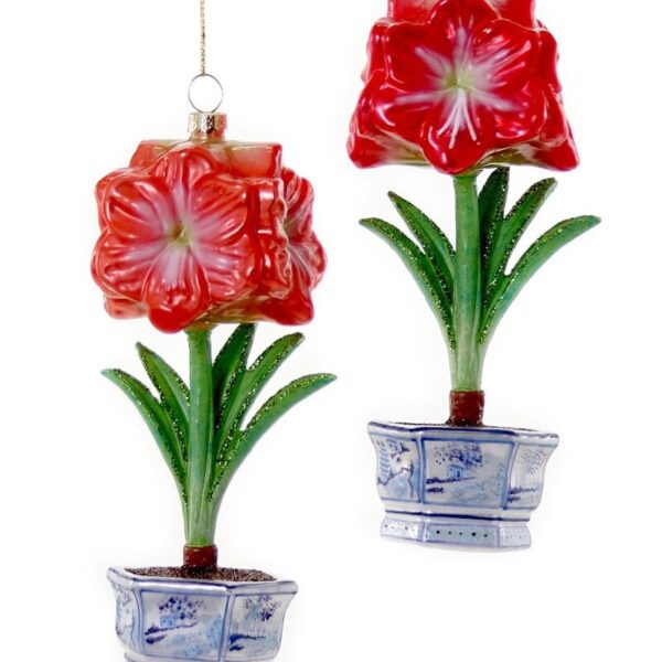 Bulb & Blossom's glass amaryllis ornament in chinoiserie vase.